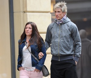 Fernando Torres y su mujer, Olalla Domínguez pasean su amor por Londres