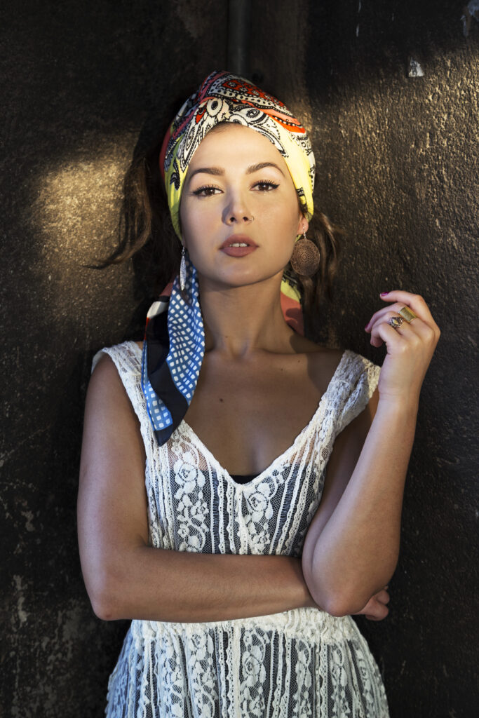 Retrato de la cantante Nella Rojas